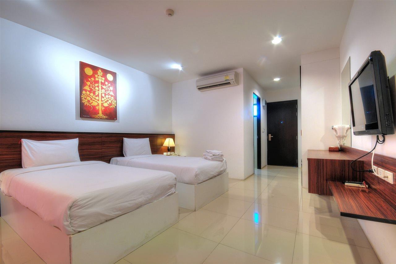 Bs Premier Airport Hotel Bangkok Exterior photo