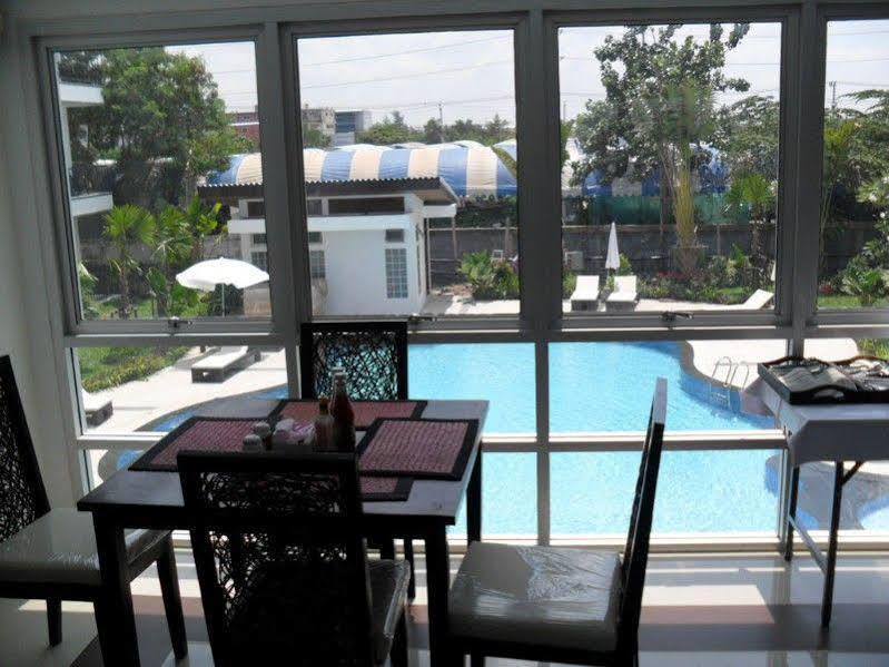 Bs Premier Airport Hotel Bangkok Restaurant photo